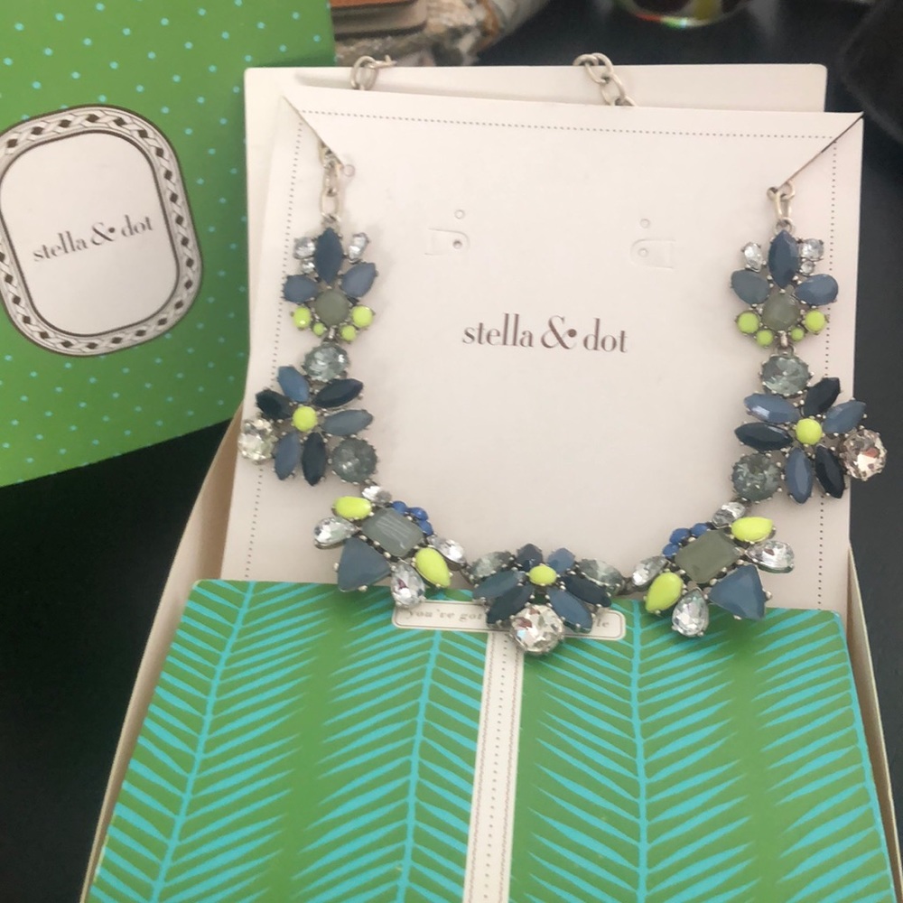 Stella & Dot Elodie Necklace